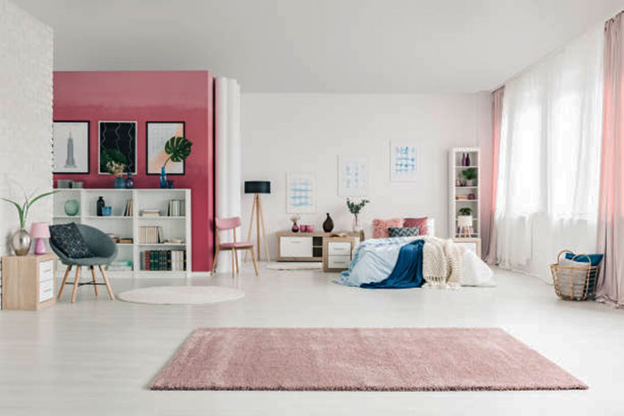 интерьер спальни в розовом цвете фото