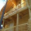 дом деревянный двухэтажный с балконом